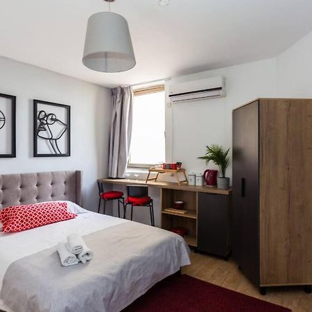 Ferienwohnung Perfectly Located Studio, Seaview, 2 Min To Sea! #6 Tel Aviv-Jaffa Exterior foto
